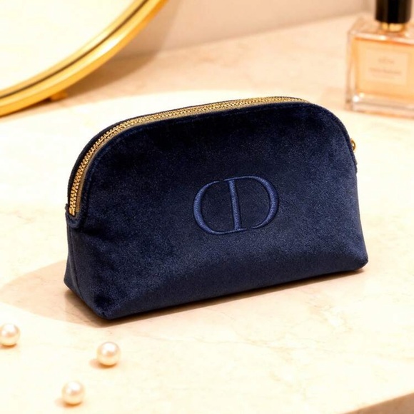 Dior Midnight Blue Velvet Cosmetic Case - Picture 4 of 6